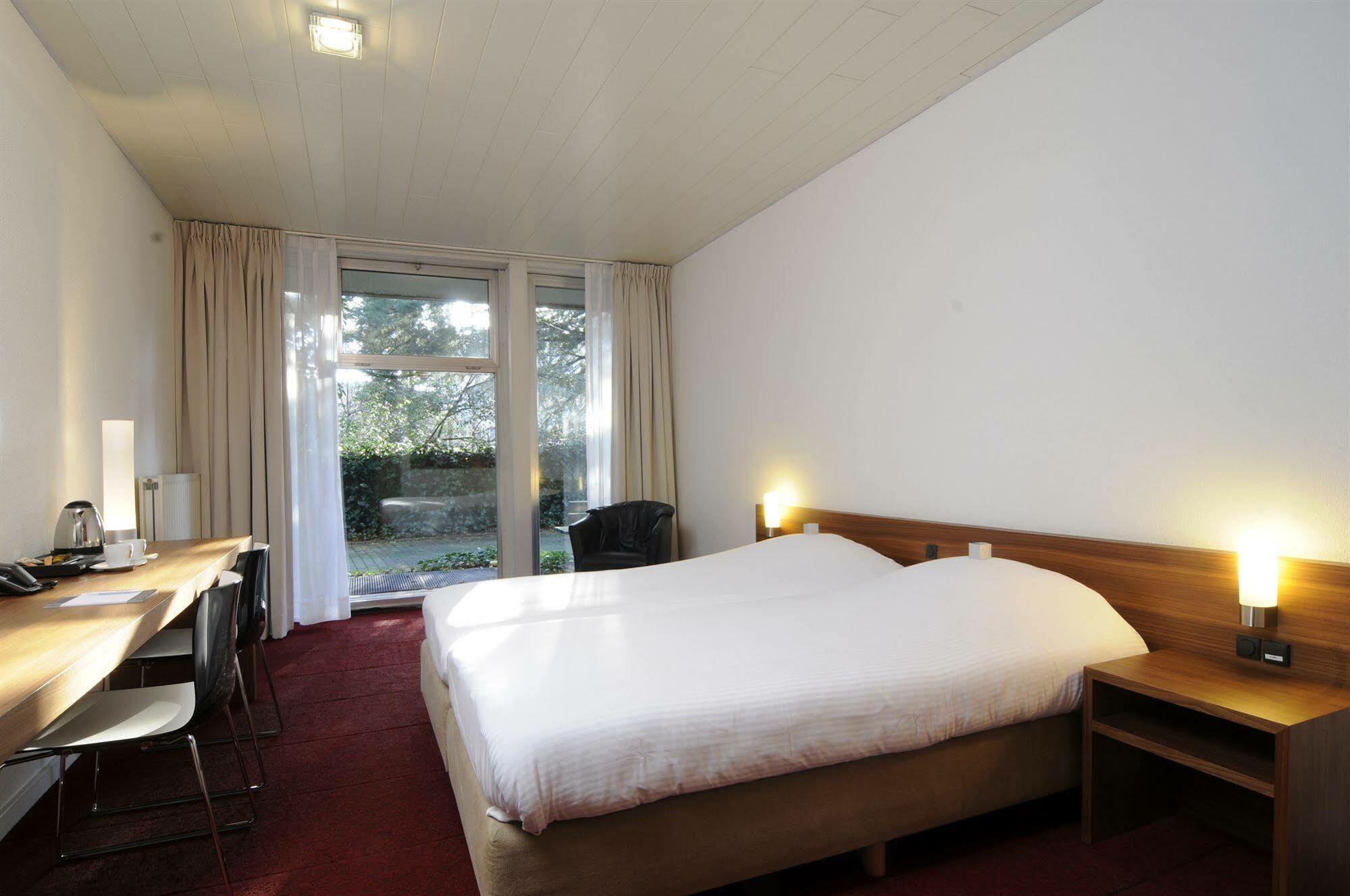 Corbie Mol Hotel Exterior photo